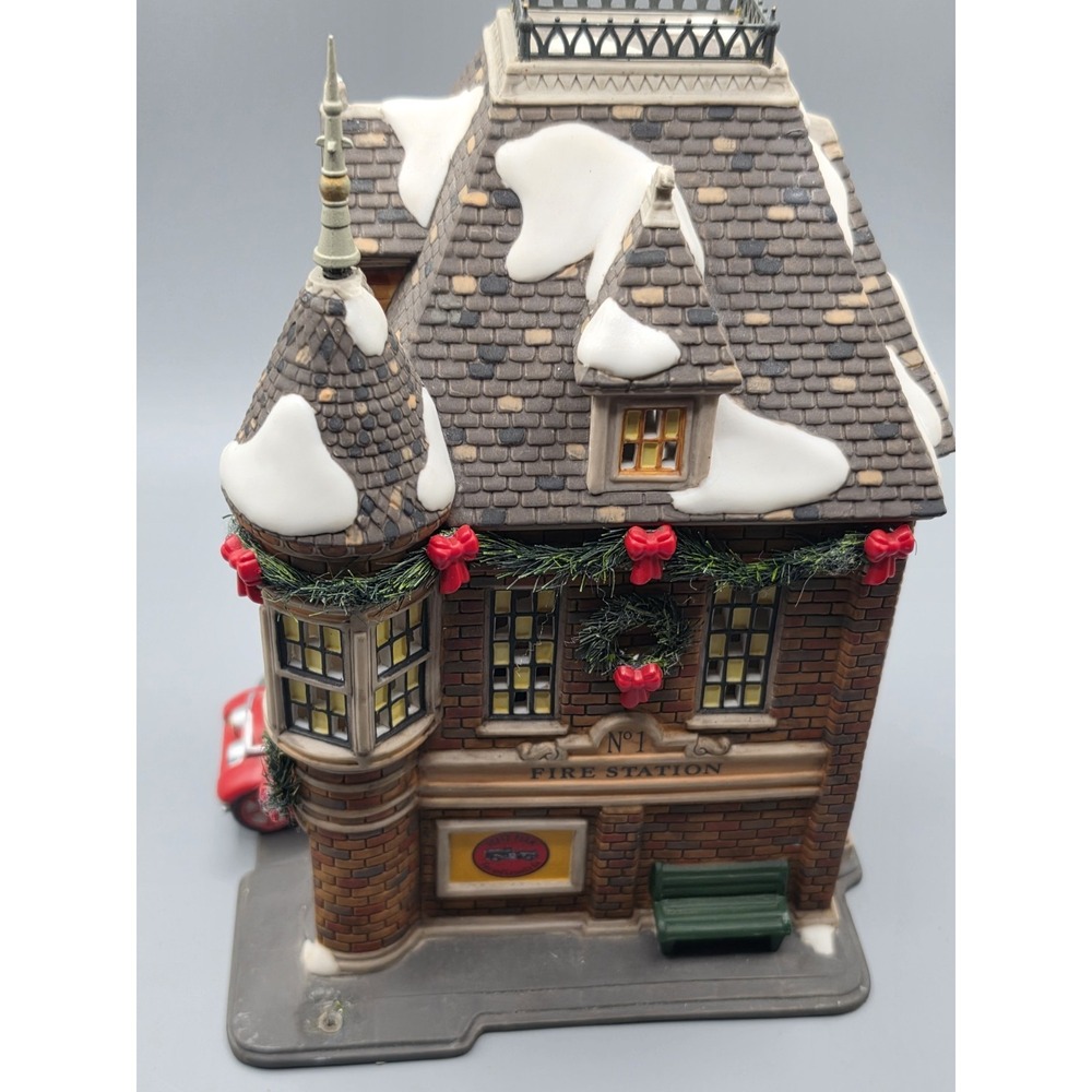 Dept 56 Profiles Fire Station No 1 State Farm 65th Anniversary 2000 #05709 - Picture 9 of 16